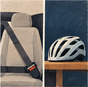 Cinto de segurança e capacete de bicicleta colocados lado a lado para comparação