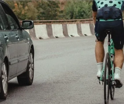 Como ultrapassar um ciclista